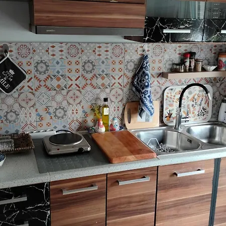 La * Loutra Edipsou (Evia)